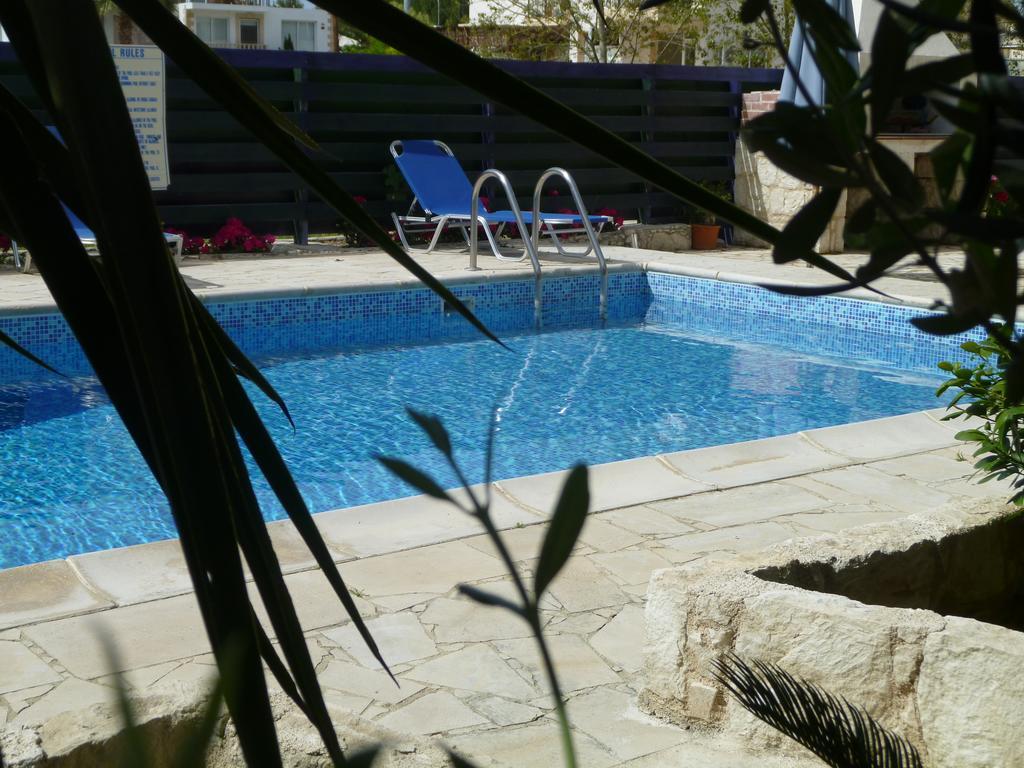 Avra Family Maisonettes Polis Oda fotoğraf
