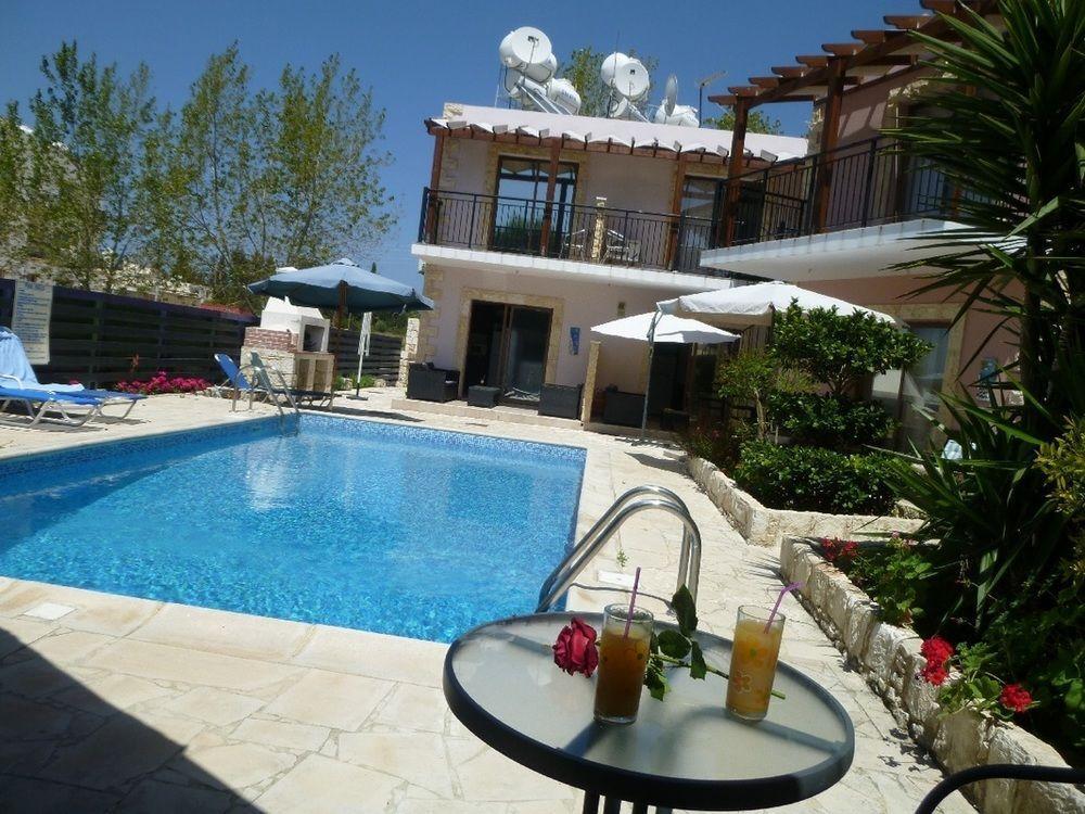 Avra Family Maisonettes Polis Dış mekan fotoğraf