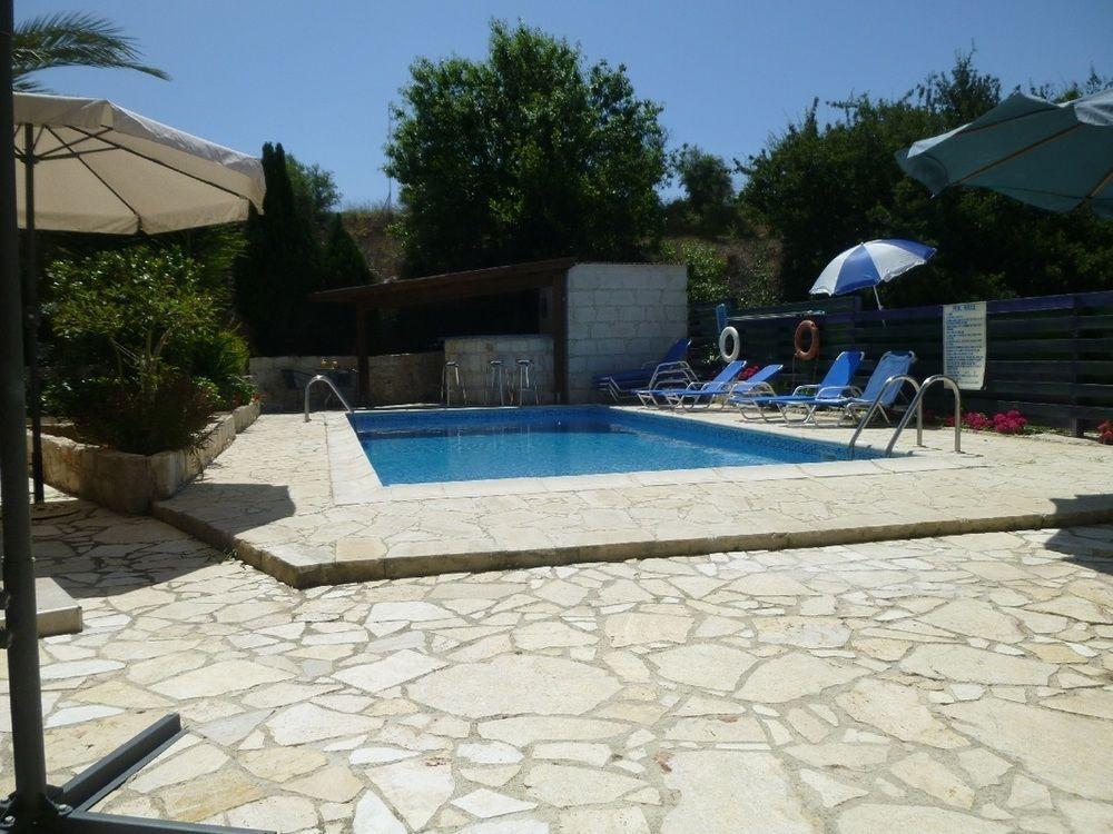 Avra Family Maisonettes Polis Dış mekan fotoğraf