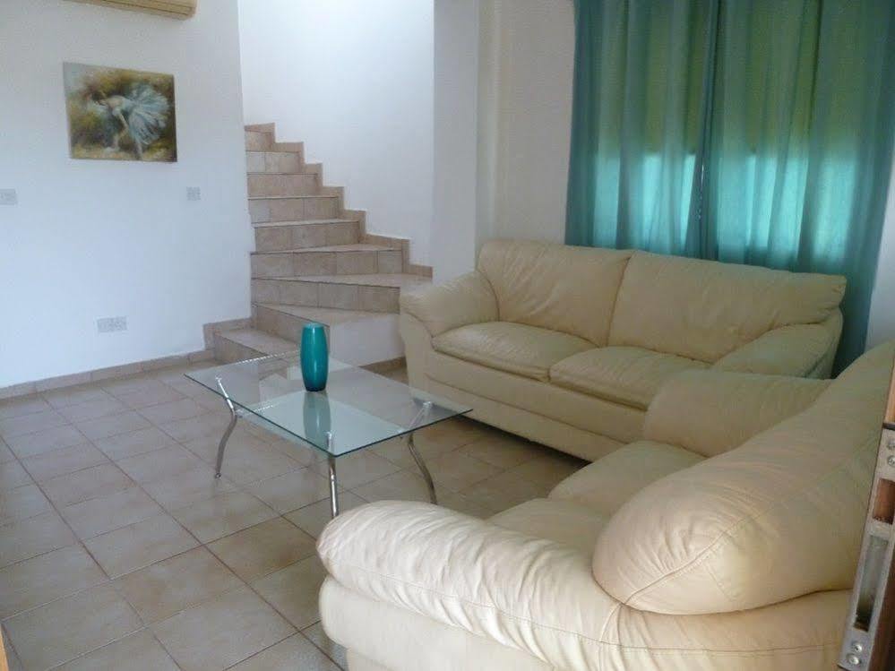 Avra Family Maisonettes Polis Dış mekan fotoğraf