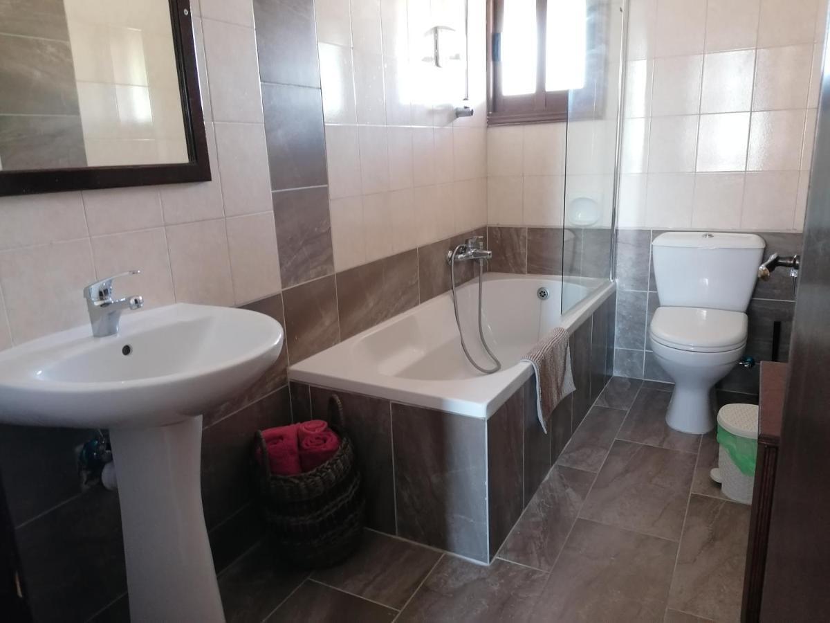 Avra Family Maisonettes Polis Dış mekan fotoğraf